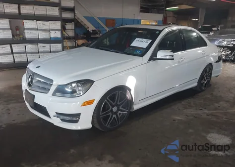 2013 Mercedes-Benz C 300 Sport 4Matic from USA, damaged, VIN WDDGF8AB3DR244325
